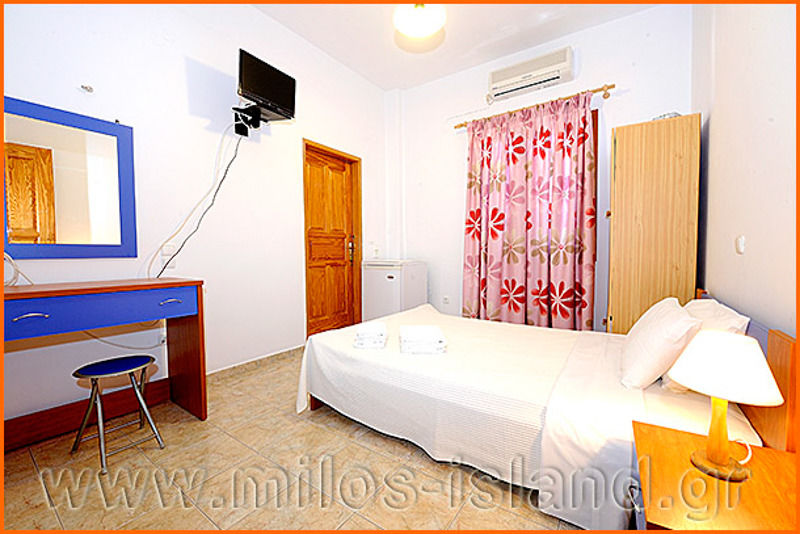 Iremia Rooms Adamantas  Exterior foto