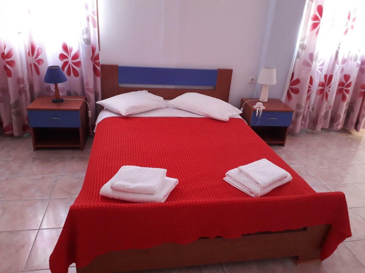 Iremia Rooms Adamantas  Exterior foto